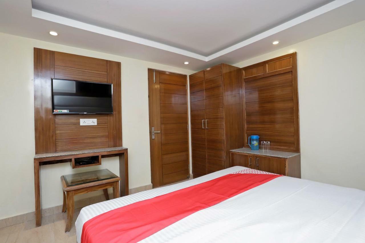 موسوري Oyo 39066 Hotel Star View المظهر الخارجي الصورة