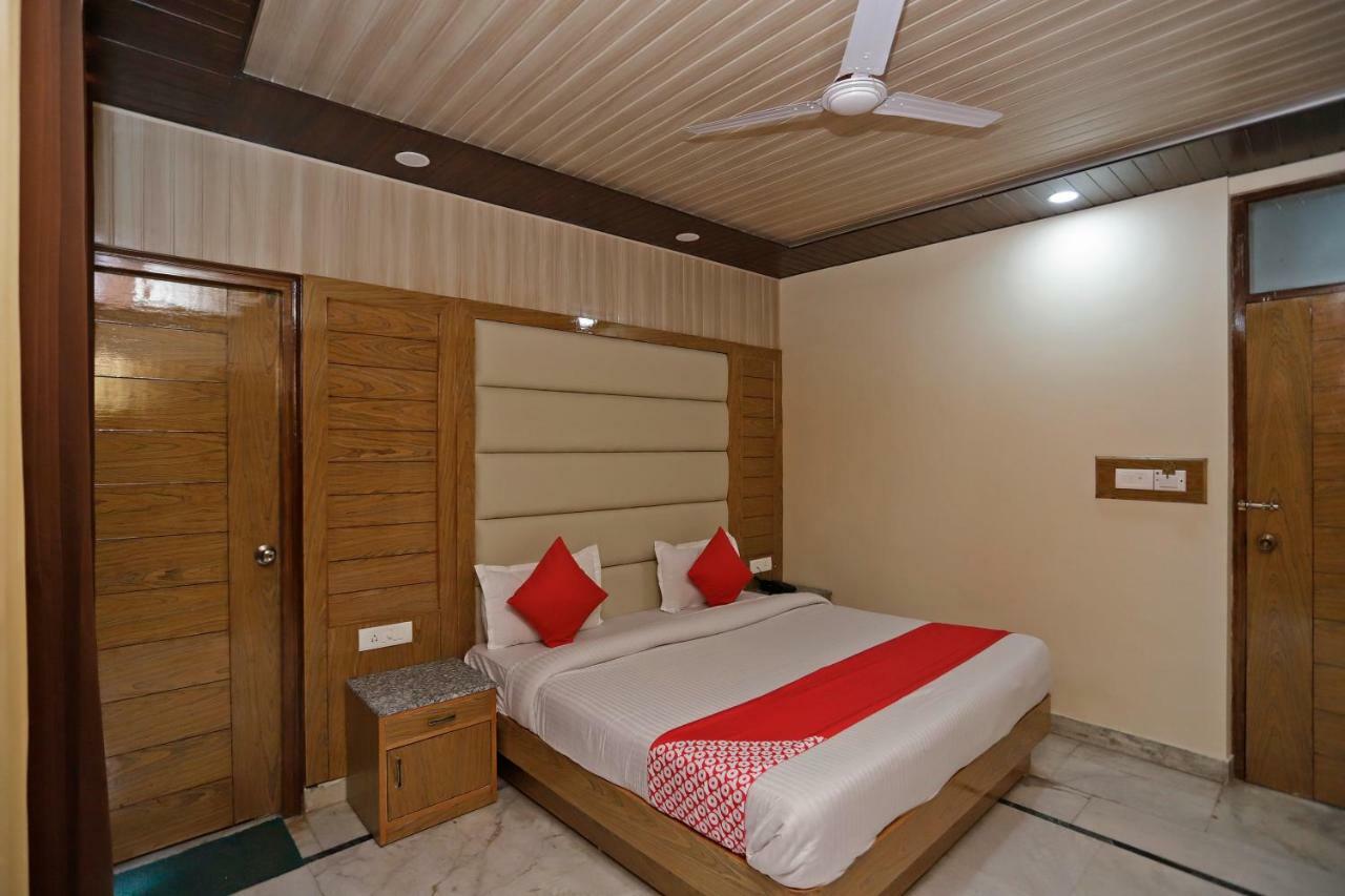 موسوري Oyo 39066 Hotel Star View المظهر الخارجي الصورة