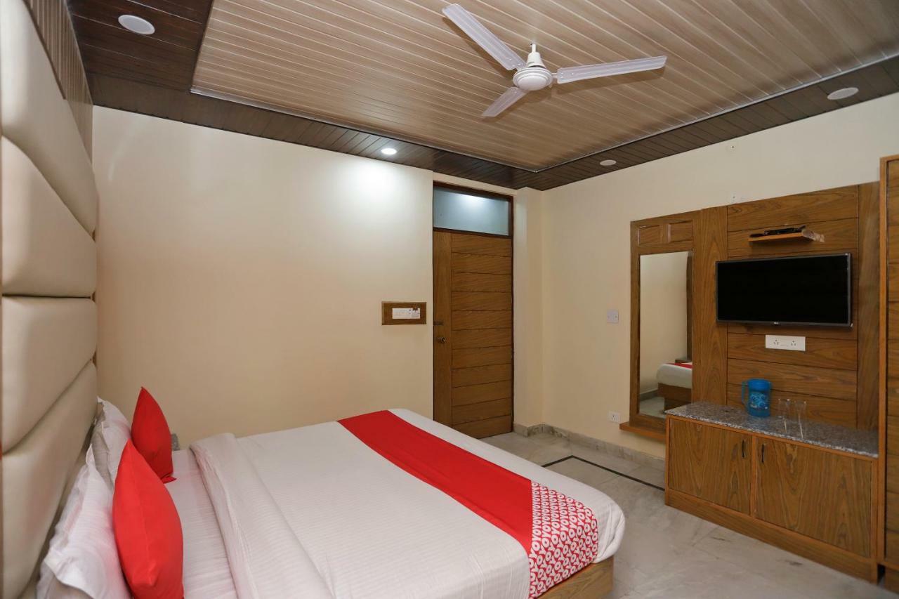 موسوري Oyo 39066 Hotel Star View المظهر الخارجي الصورة